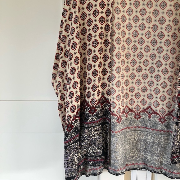 Patterned Kimono - Picture 3 of 4